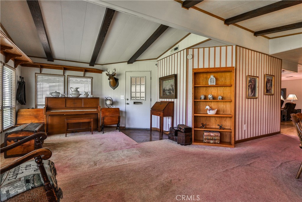 929 E Foothill Boulevard 52