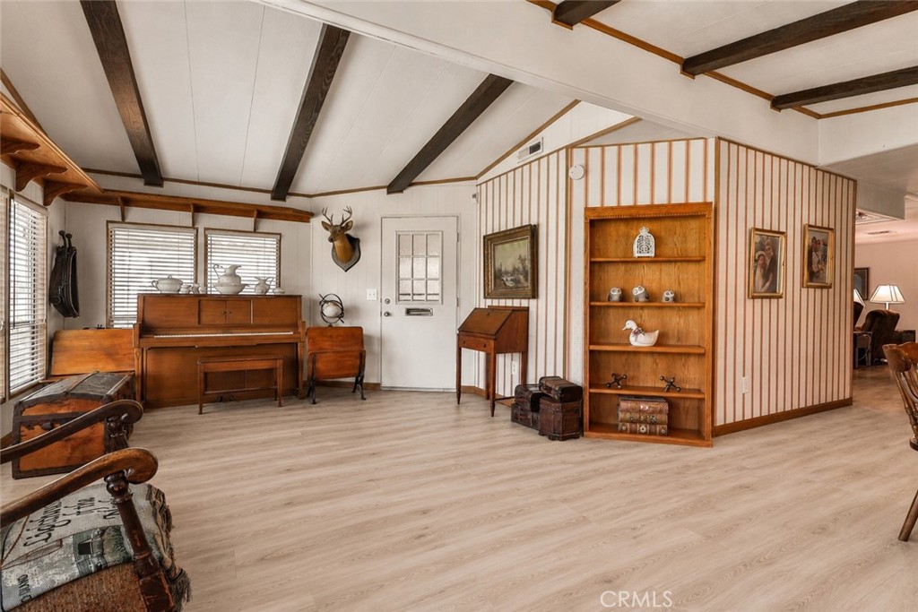929 E Foothill Boulevard 52