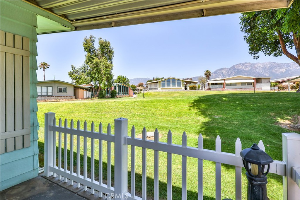 929 E Foothill Boulevard 52