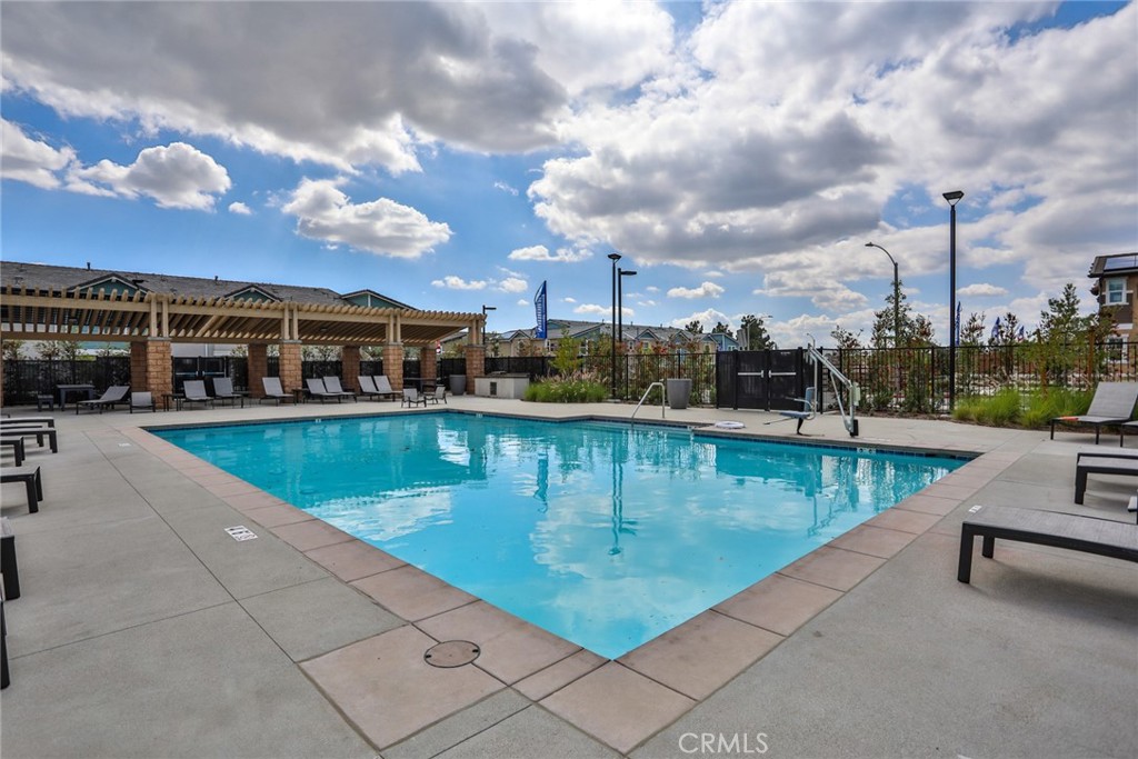 6392 Sierra Vista 5