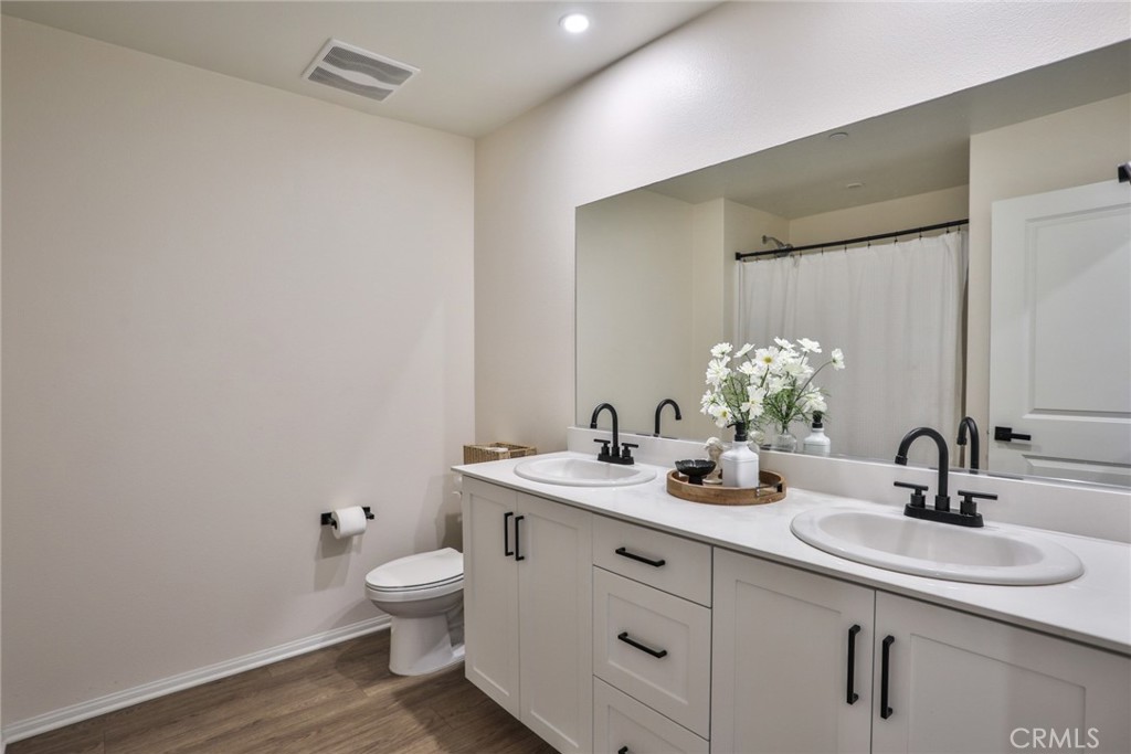 6392 Sierra Vista 5