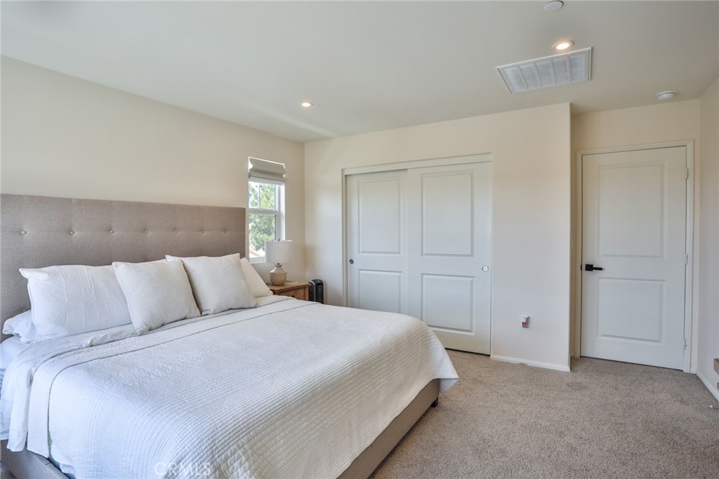 6392 Sierra Vista 5