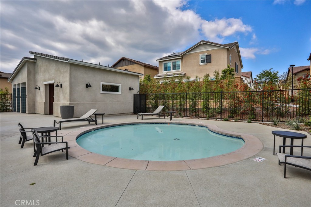 6932 Sierra Vista 5
