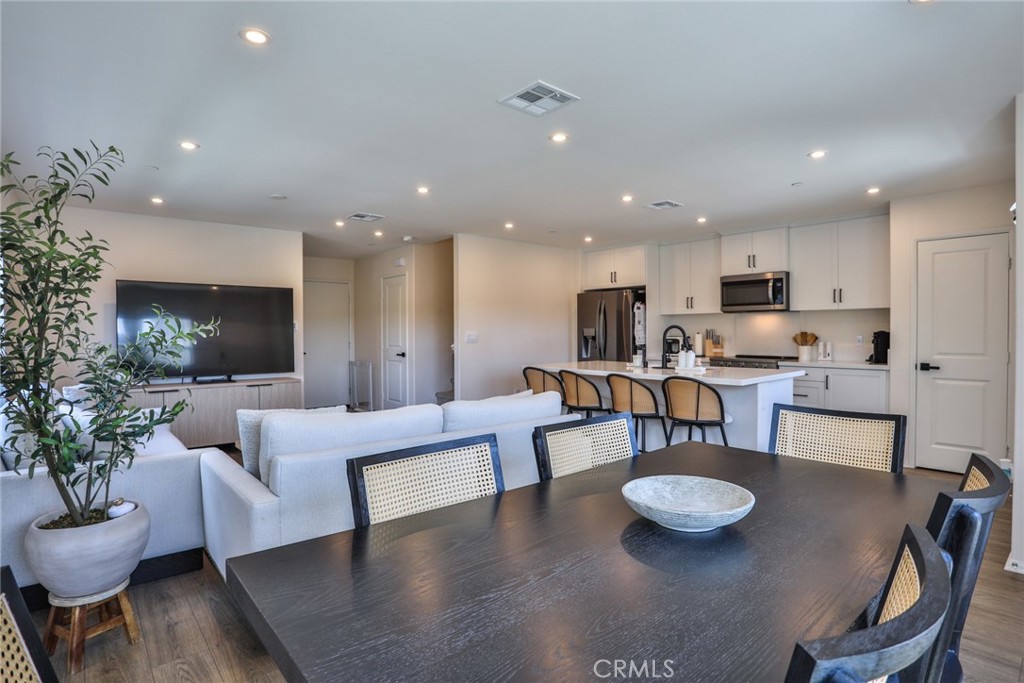 6392 Sierra Vista 5