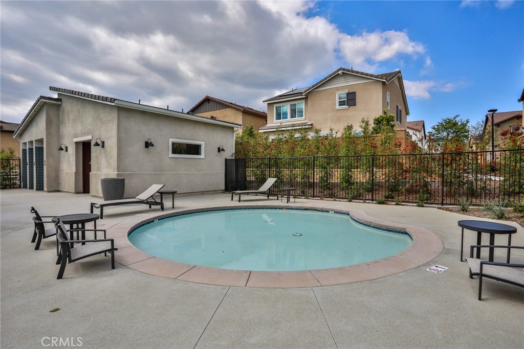 6932 Sierra Vista 5