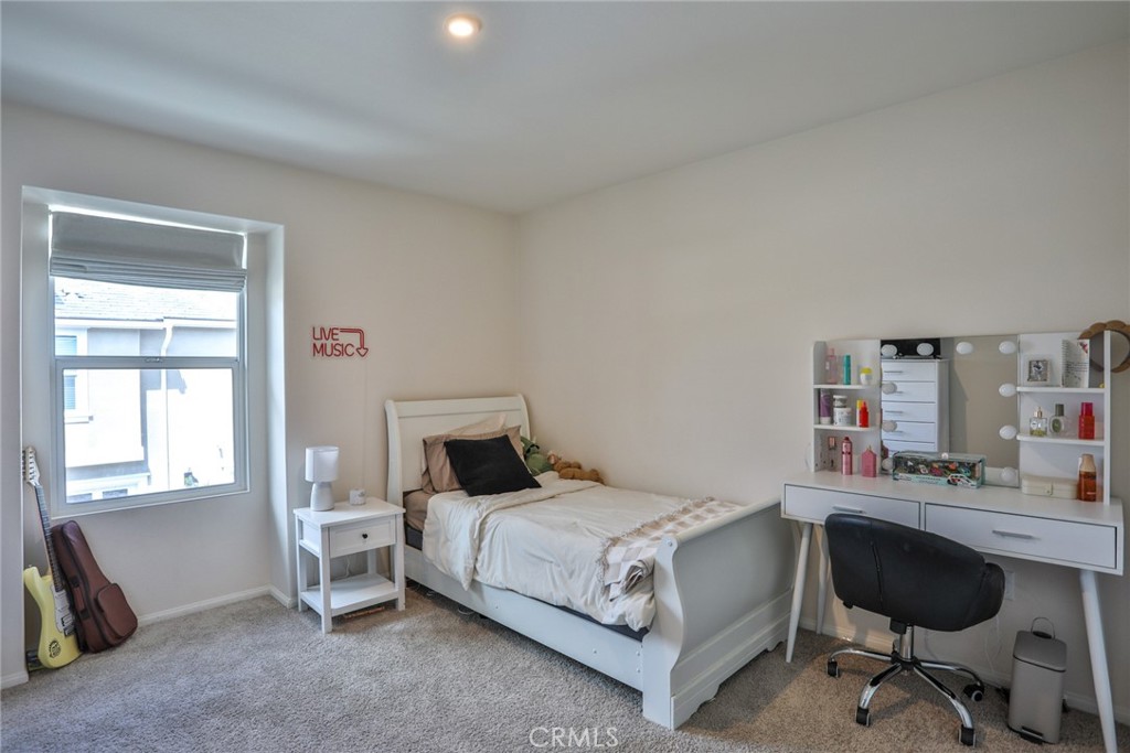 6392 Sierra Vista 5