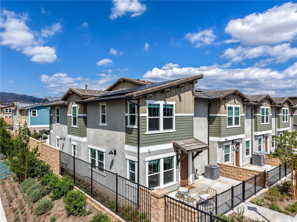 6392 Sierra Vista 5