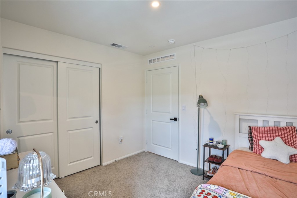 6932 Sierra Vista 5