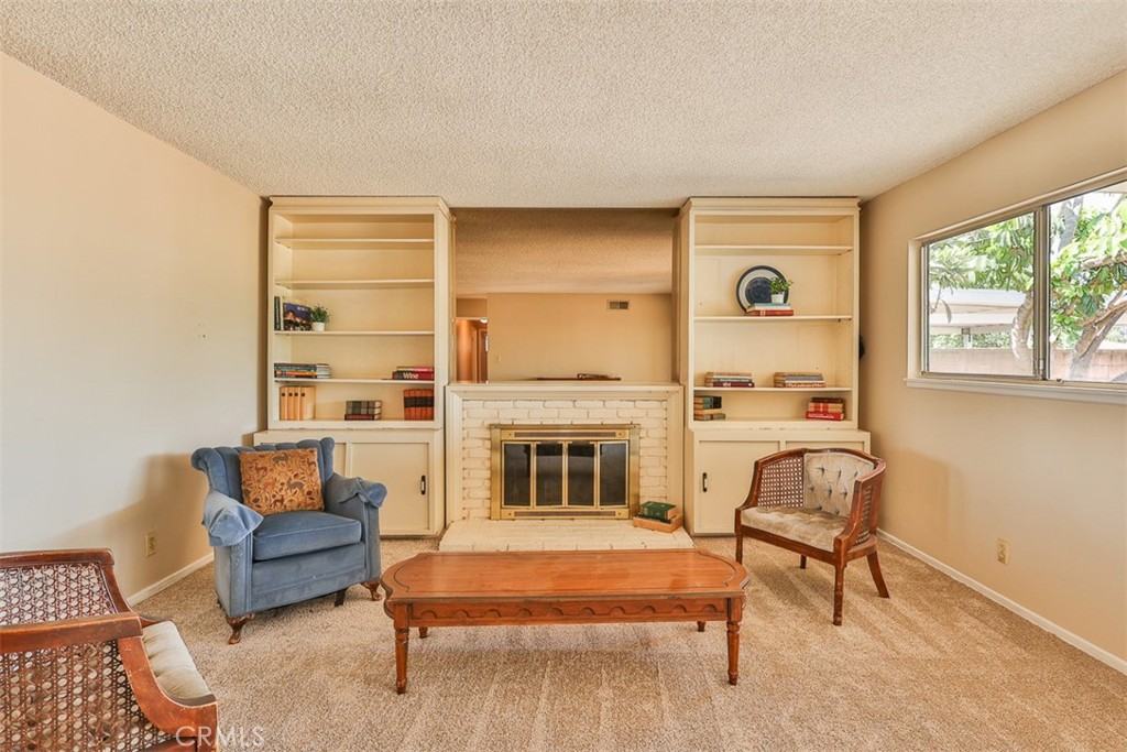 1013 N Cummings Road