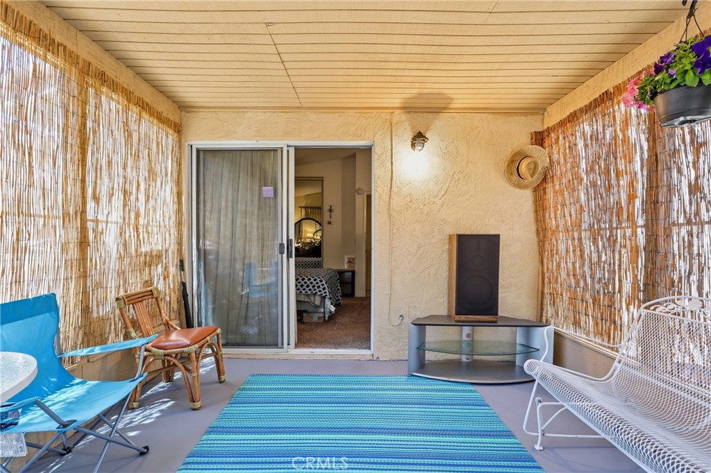 28042 CALLE VALLARTA