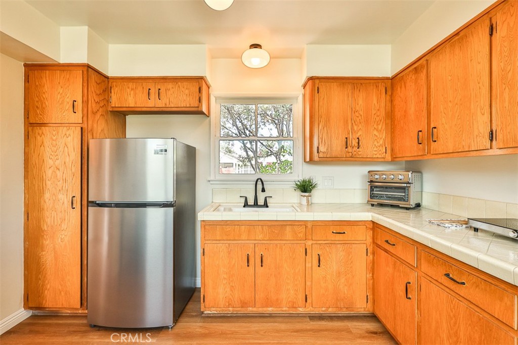 708 S Inman Road