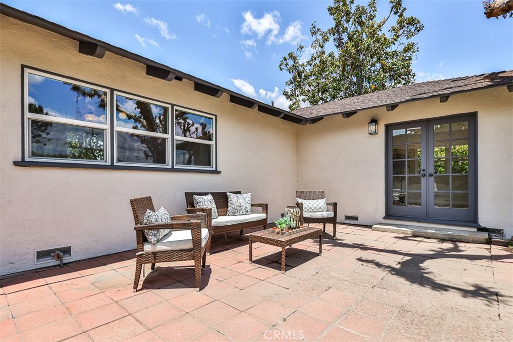 708 S Inman Road