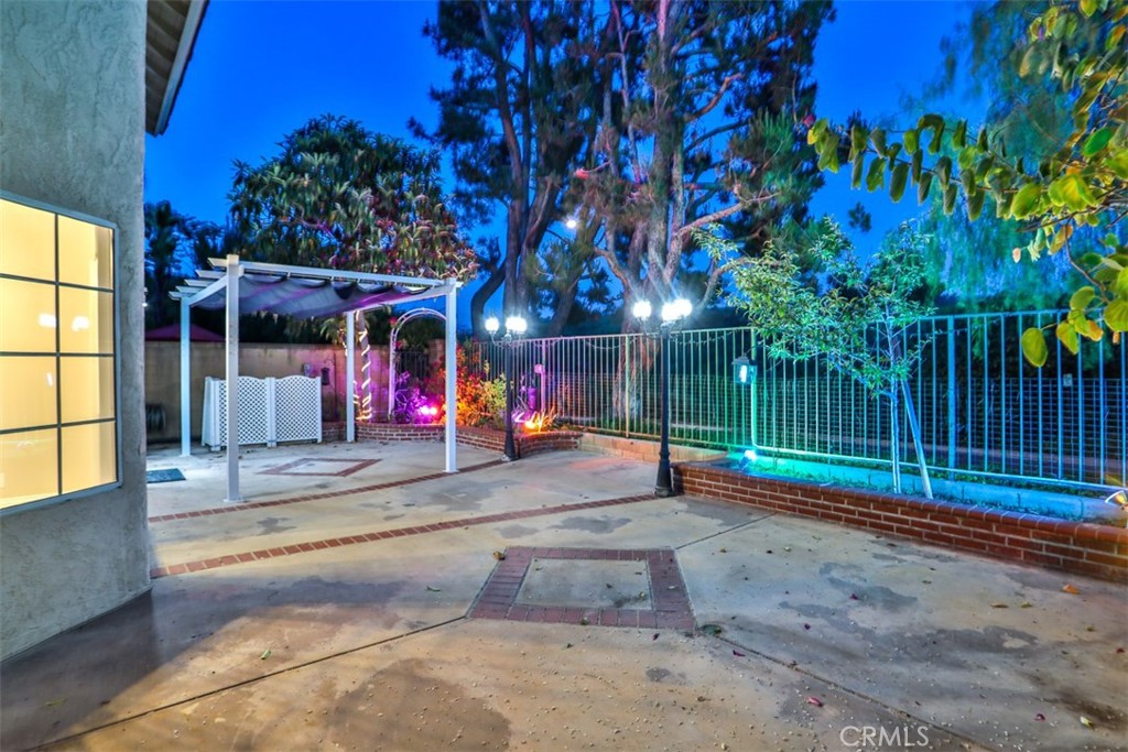 176 Calle Renata