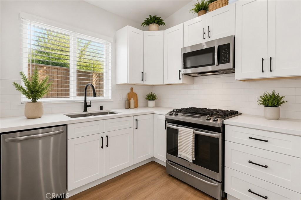 115 E Colorado