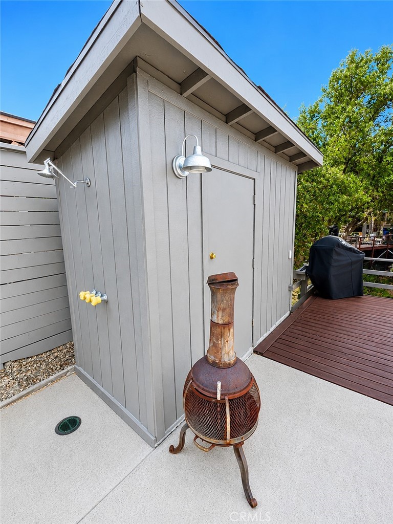 2296 Big Bear Lane