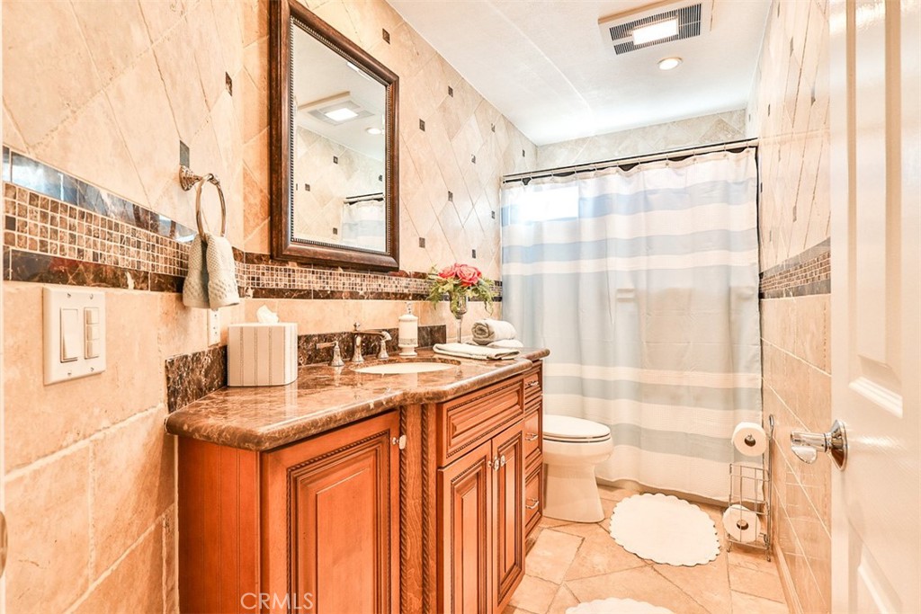 2266 Terrebonne