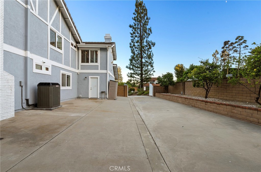 2266 Terrebonne