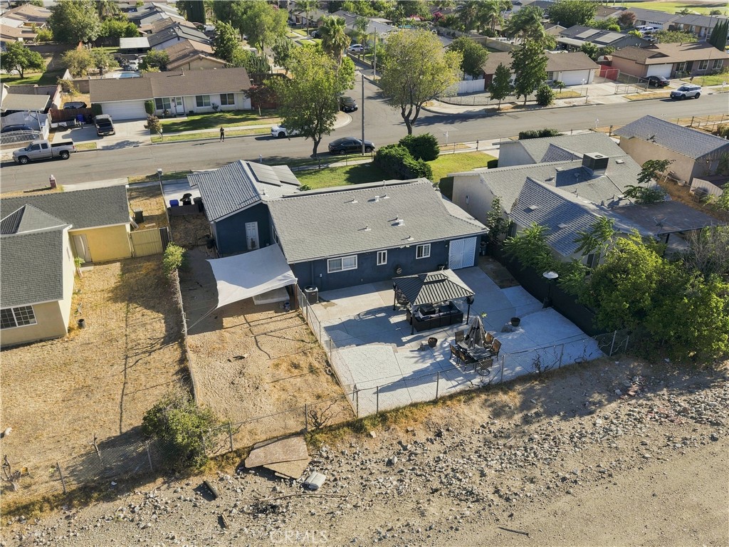 1530 Athol Street