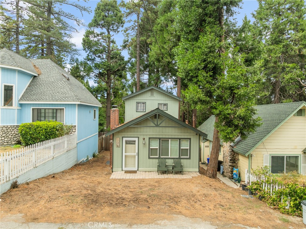 23376 Crestline Road