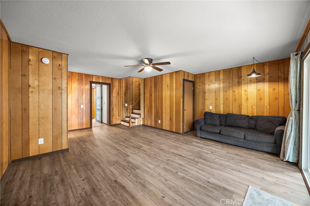 23376 Crestline Road