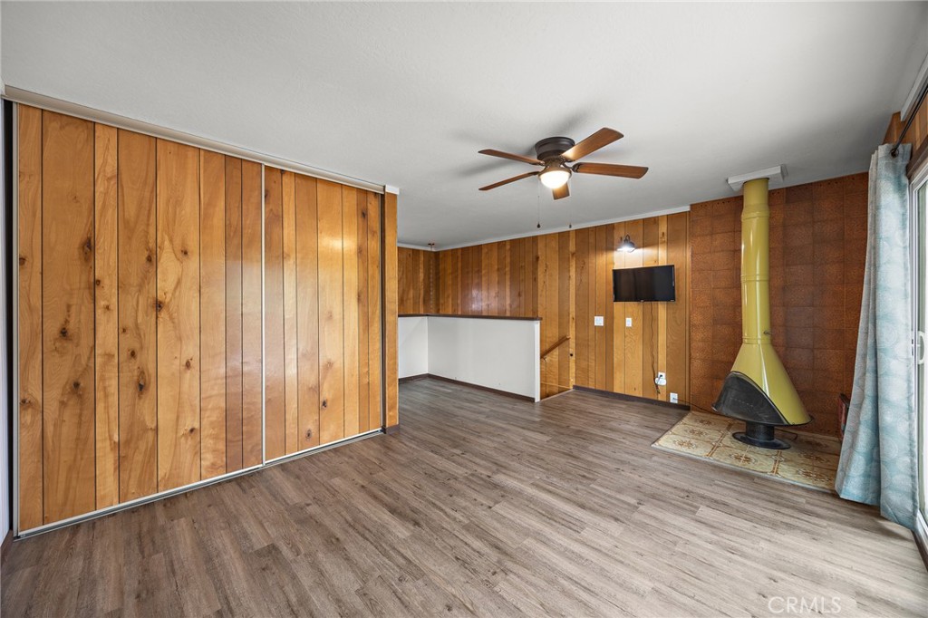 23376 Crestline Road