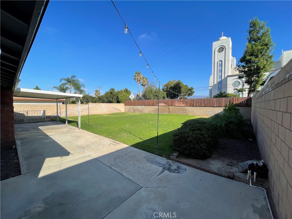 21333 E Venton Street