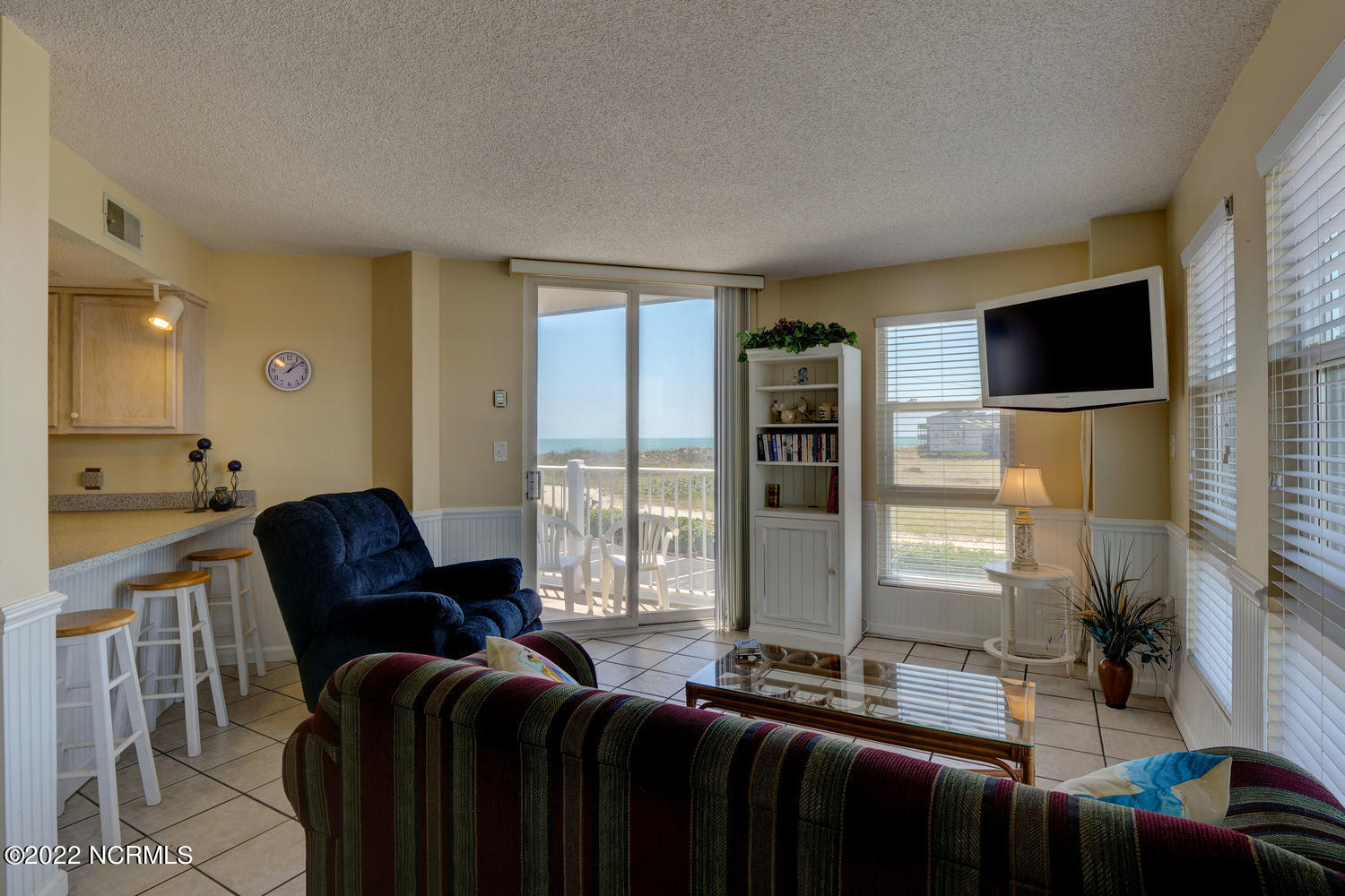 2000 New River Inlet Road, Unit 1101