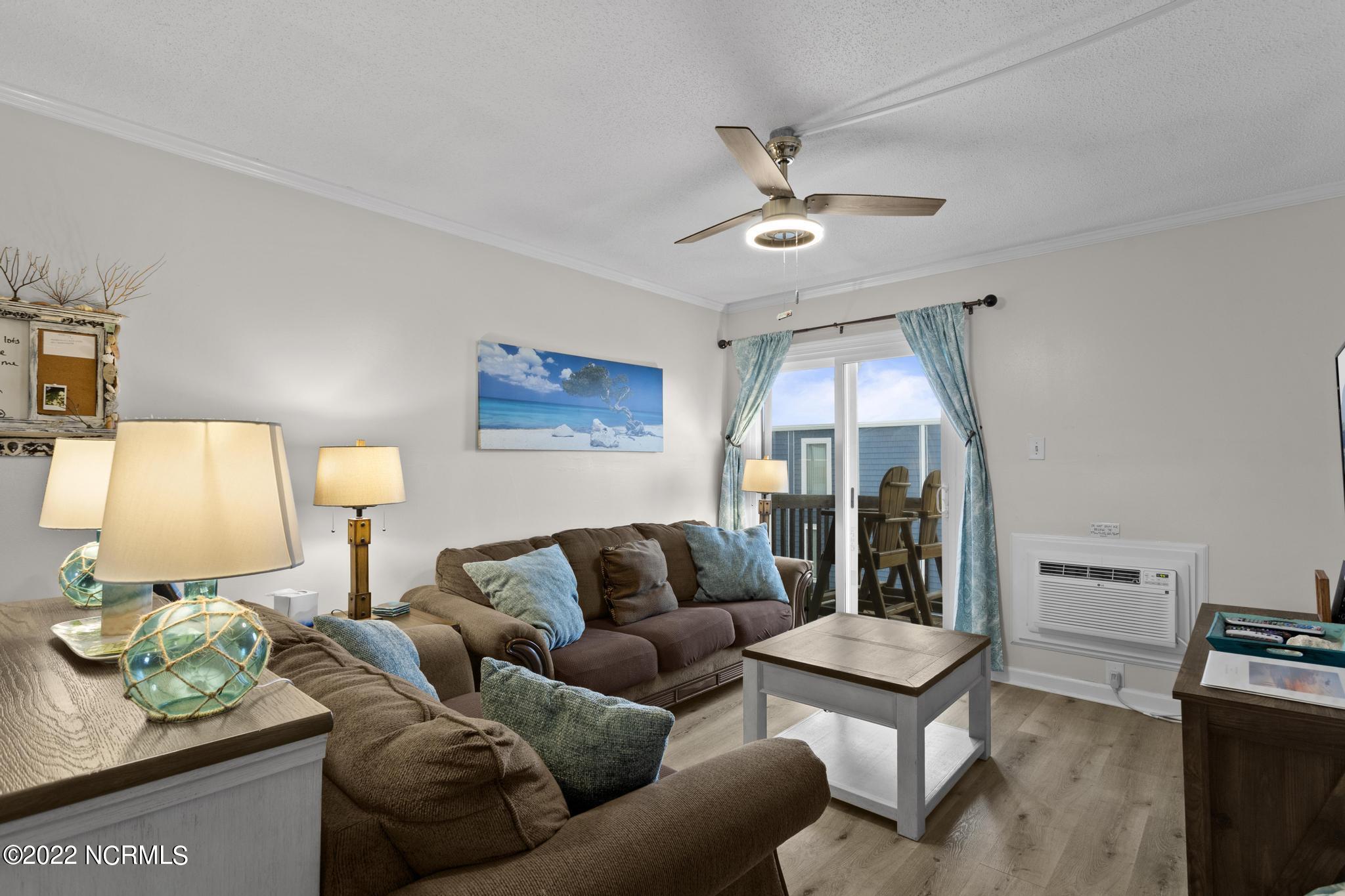 2264 New River Inlet Drive, 310