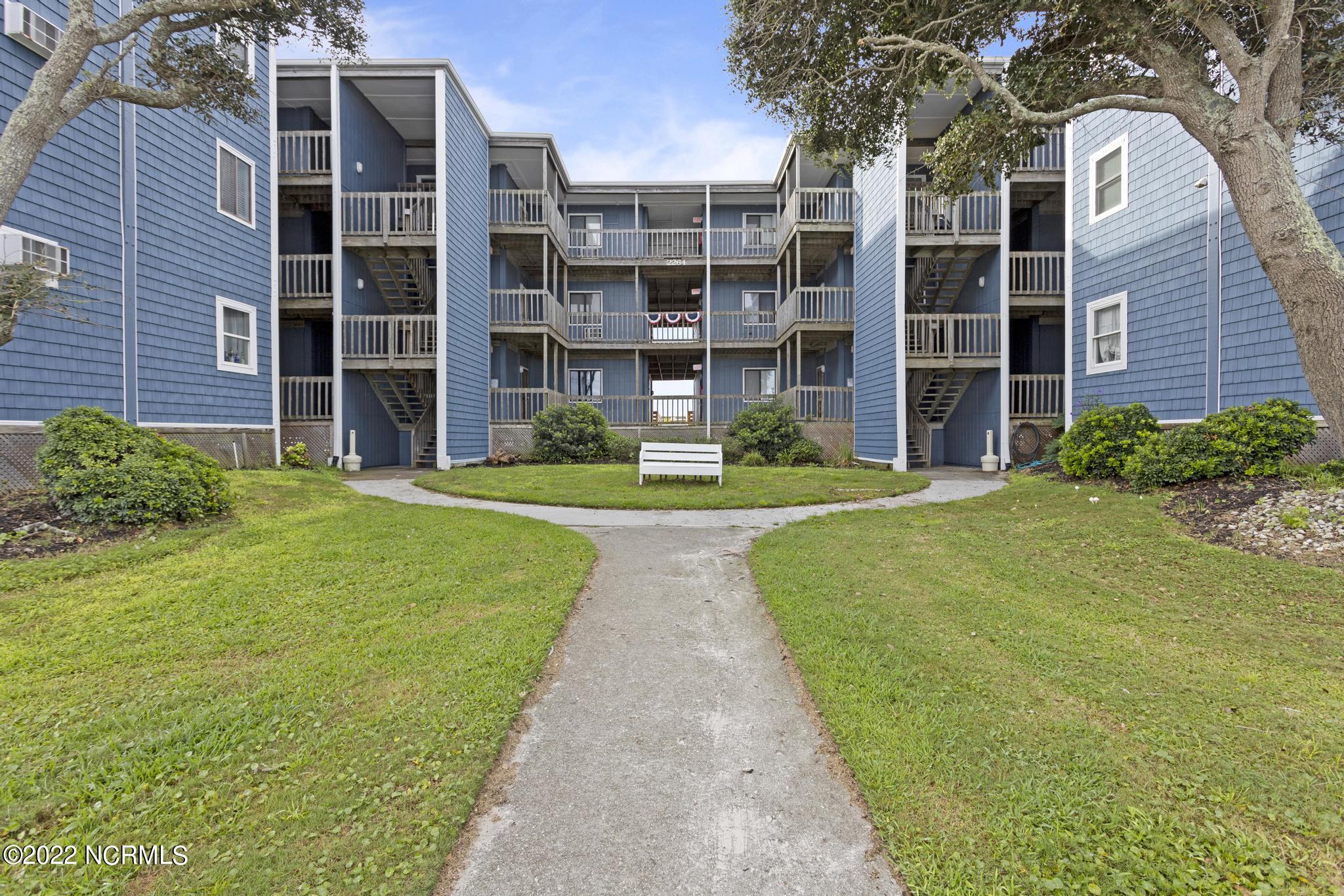 2264 New River Inlet Drive, 310