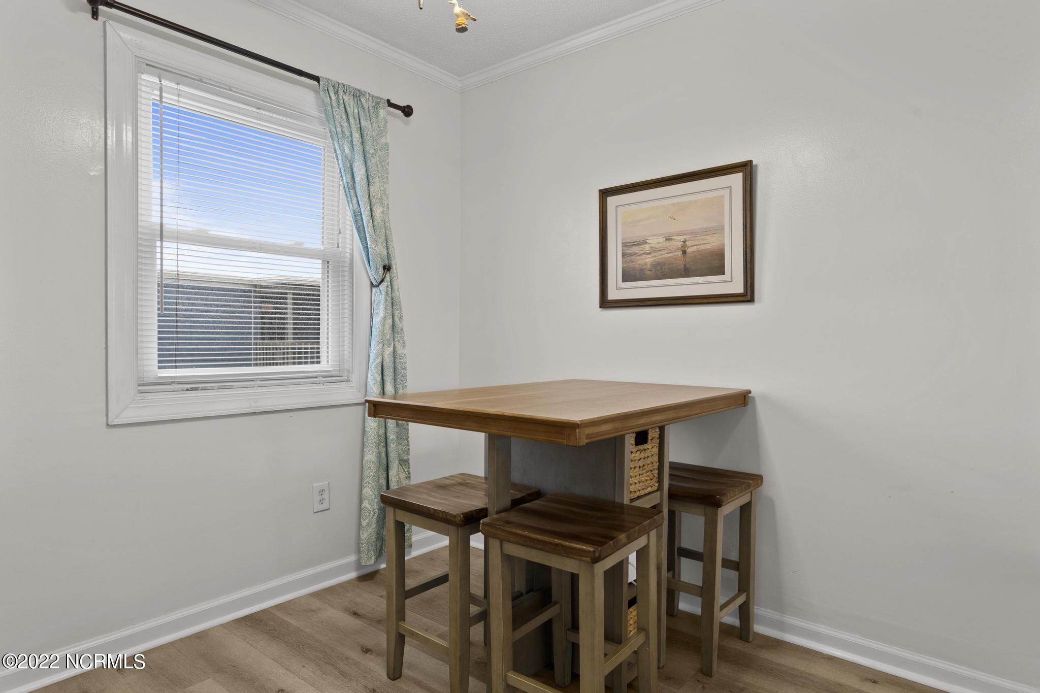 2264 New River Inlet Drive, 310