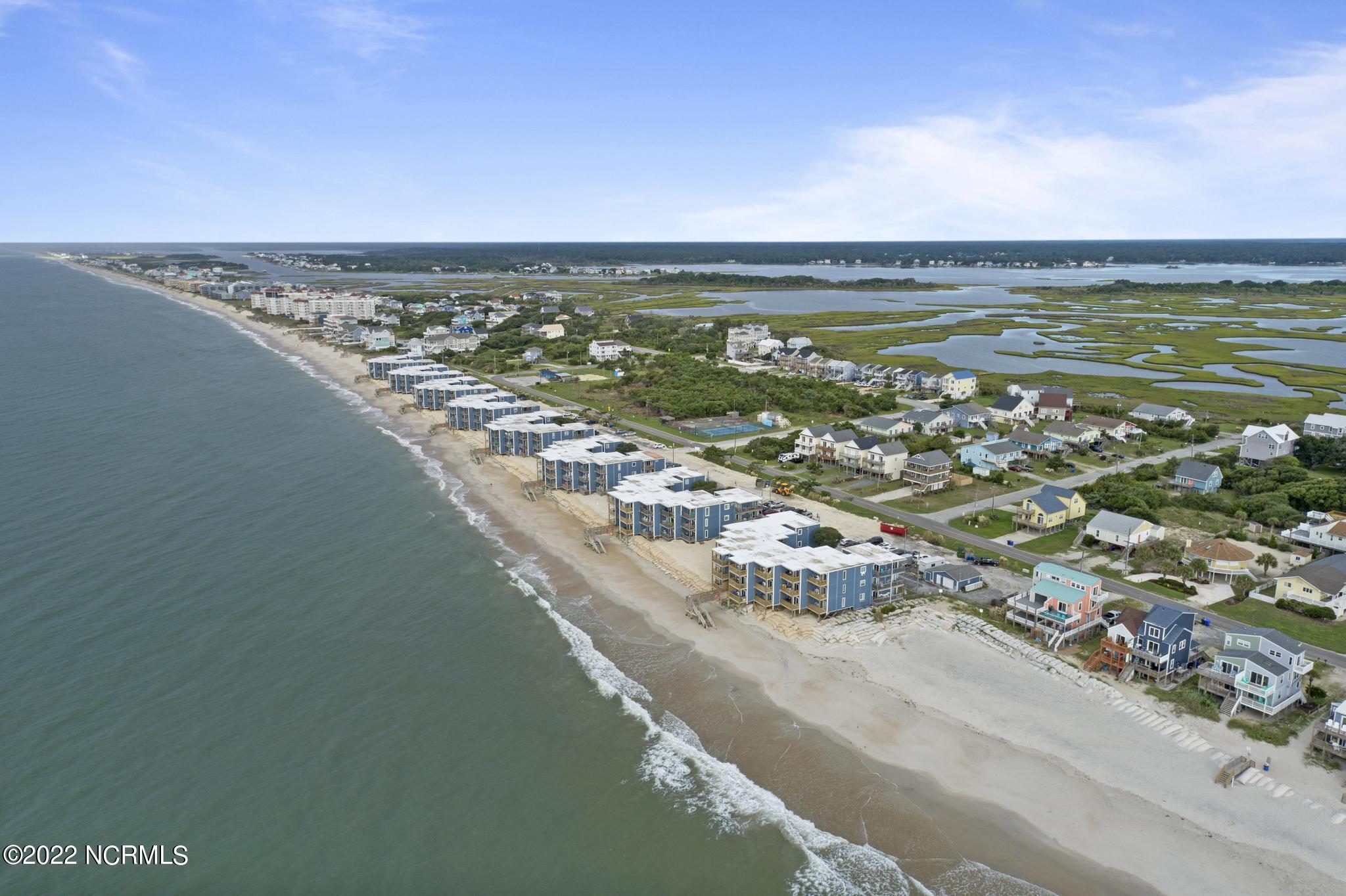 2264 New River Inlet Drive, 310