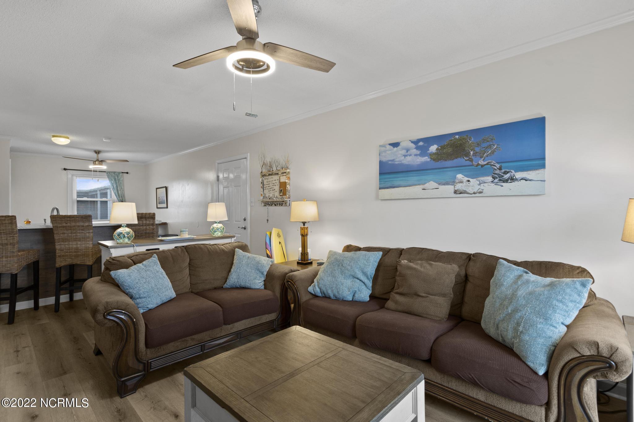 2264 New River Inlet Drive, 310