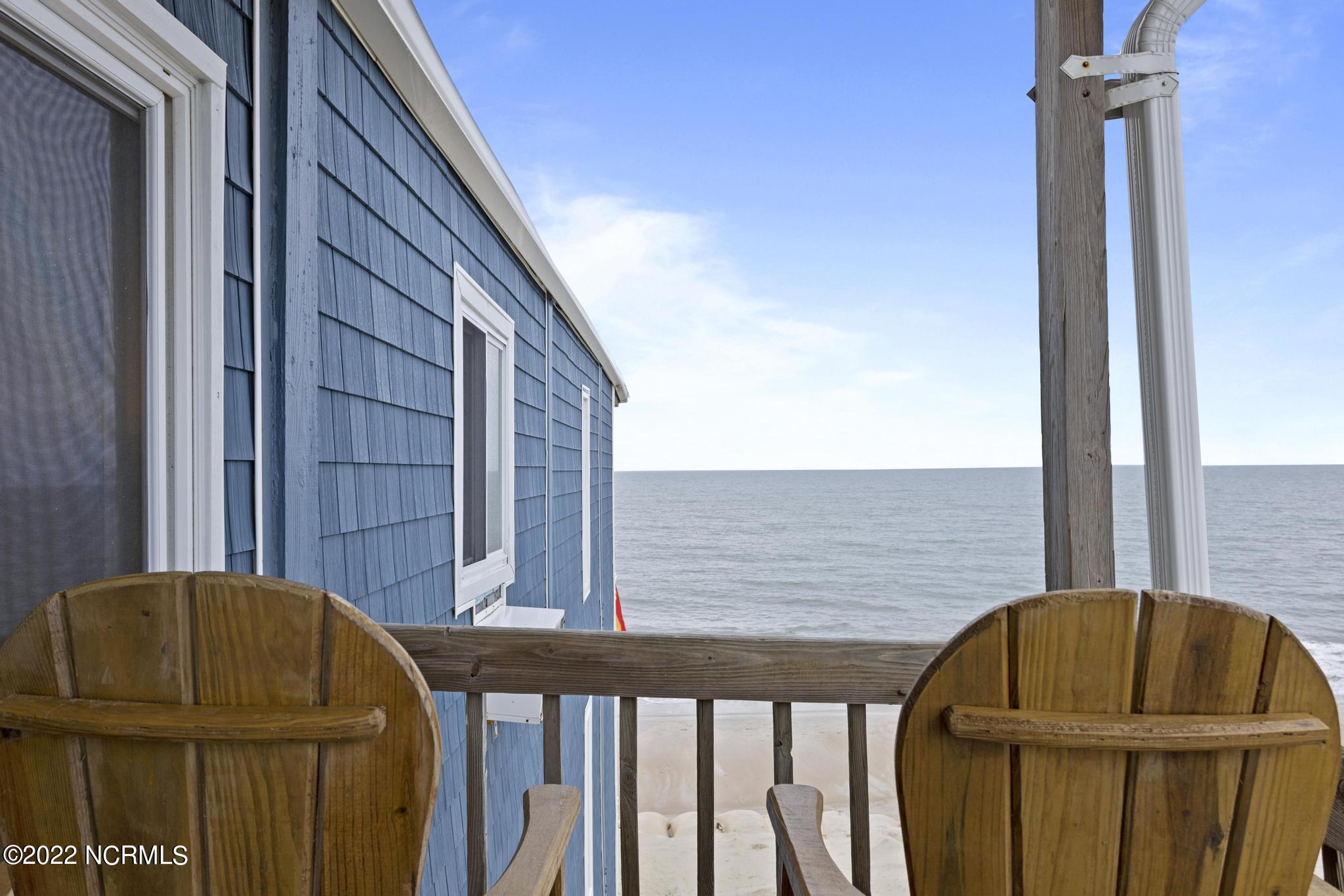 2264 New River Inlet Drive, 310