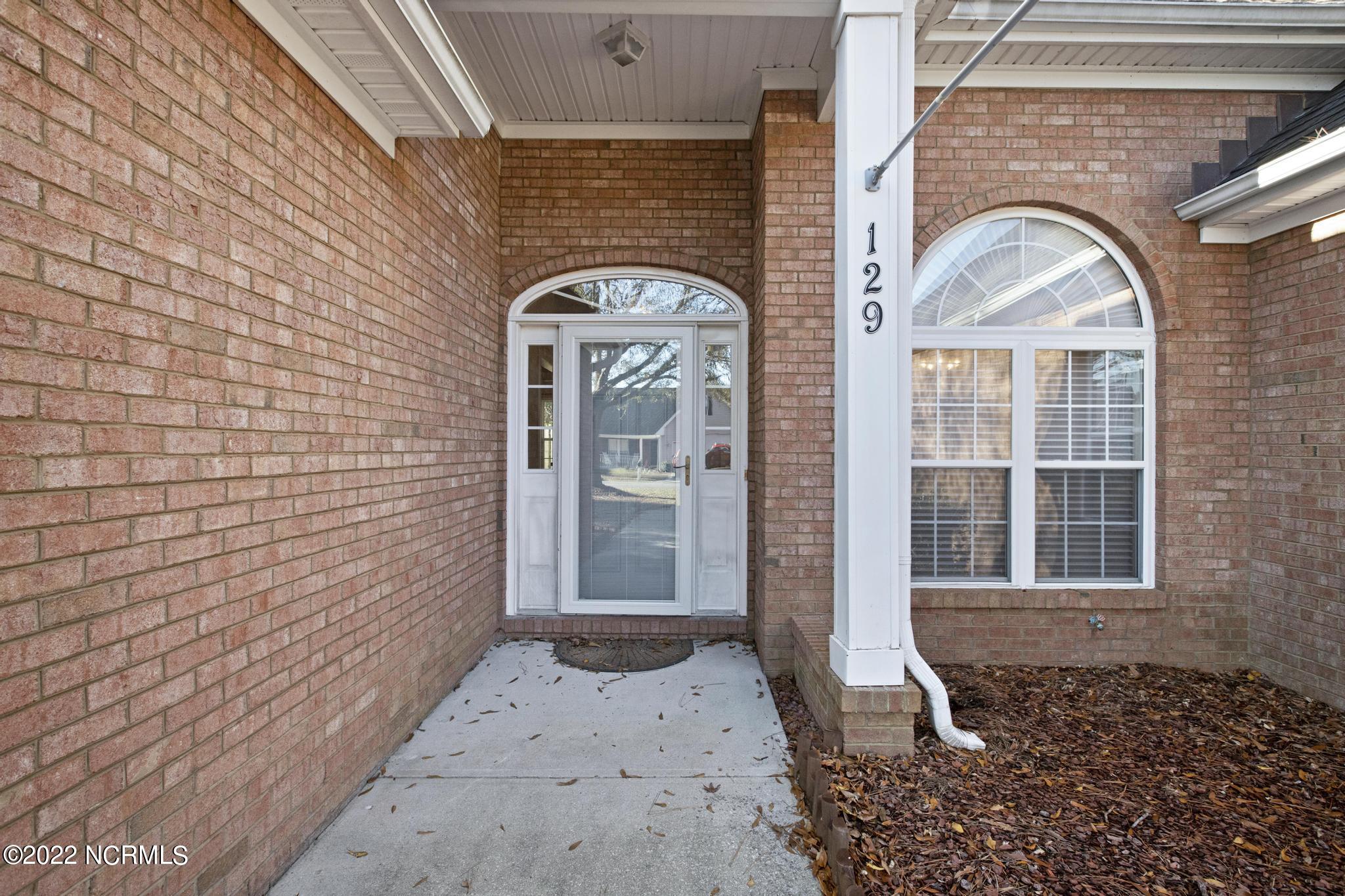 129 Shandy Way