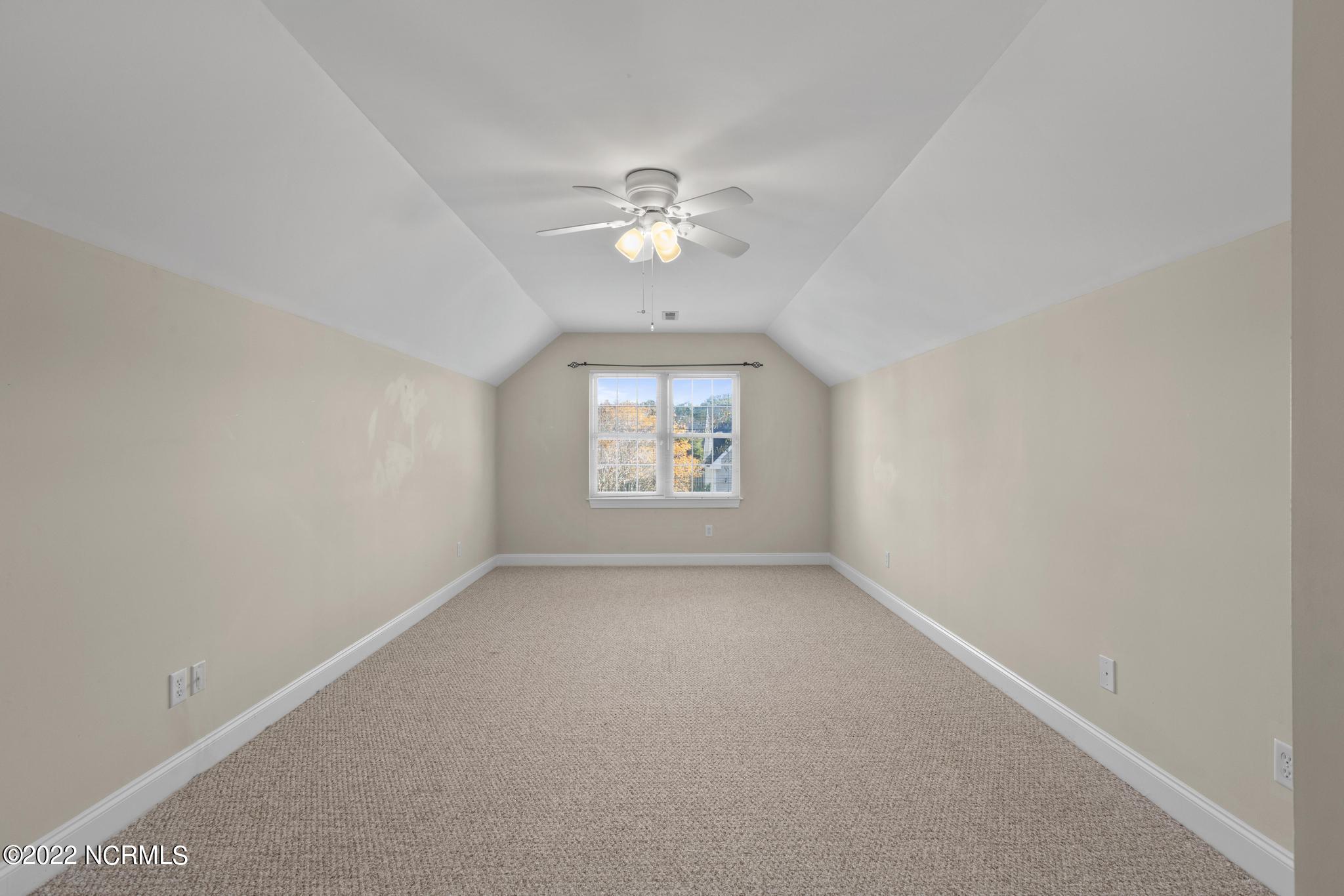 129 Shandy Way