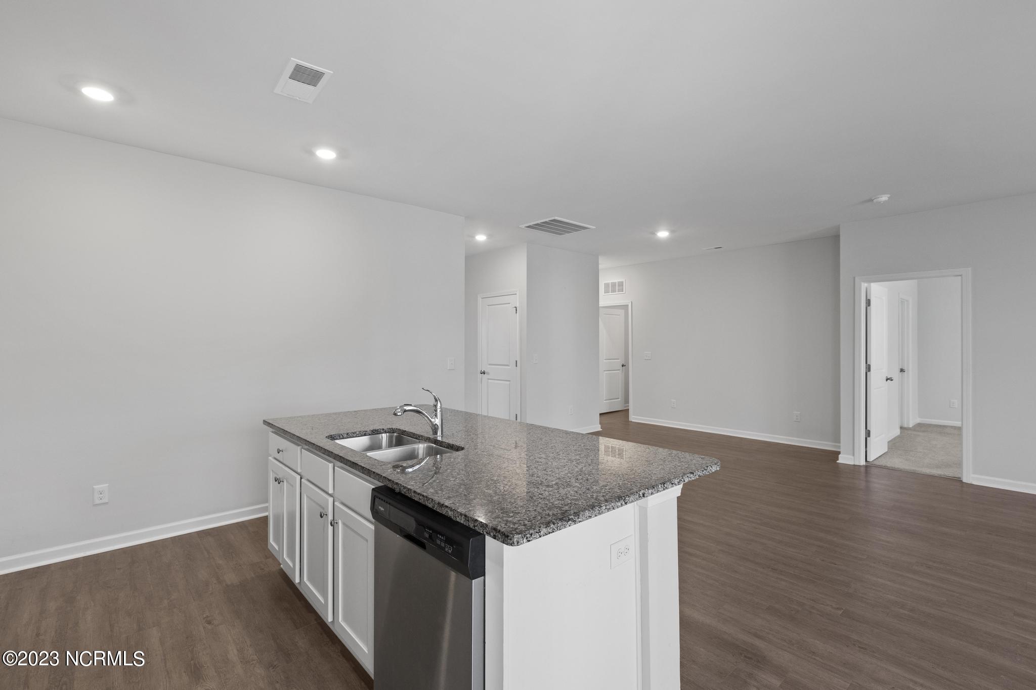 208 Airlie Vista Lane