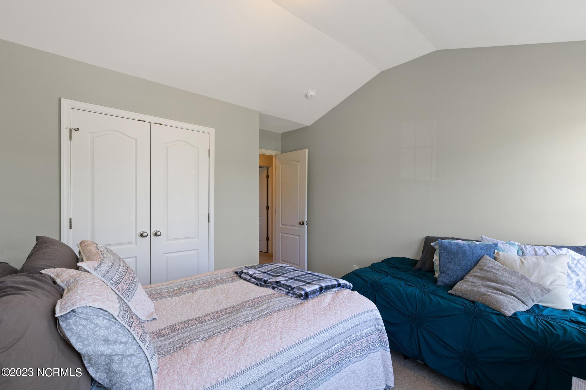 211 Gelynda Court