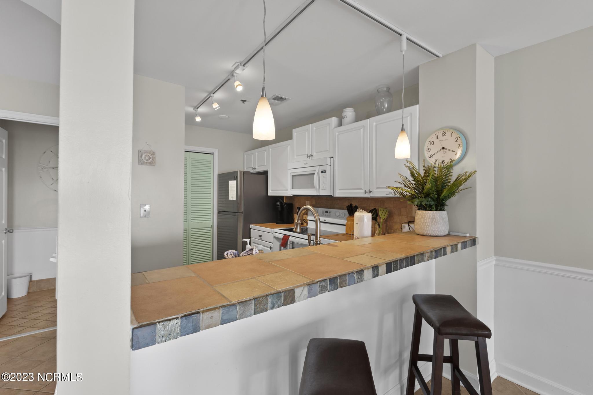 790 New River Inlet Road, Unit 319a
