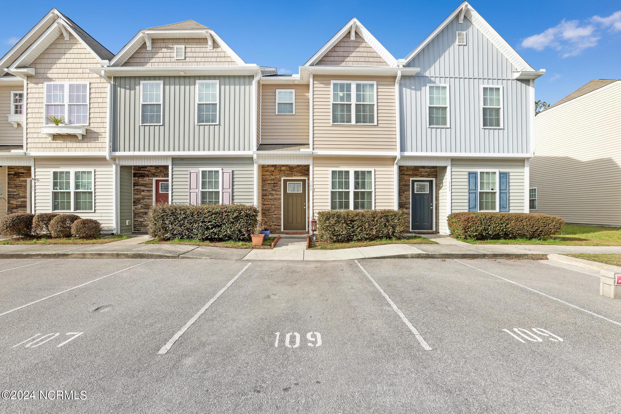 109 Beacon Woods Drive