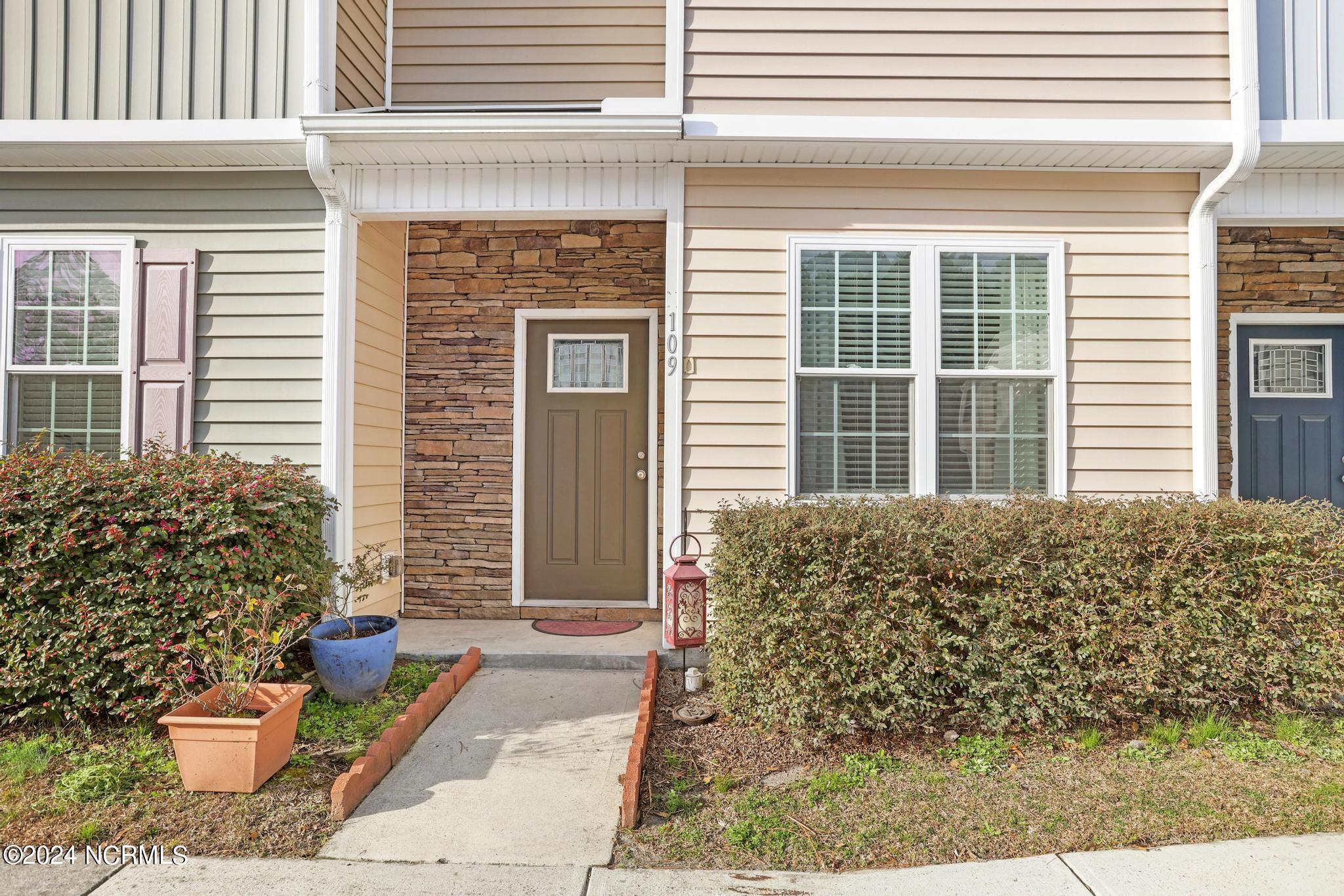 109 Beacon Woods Drive