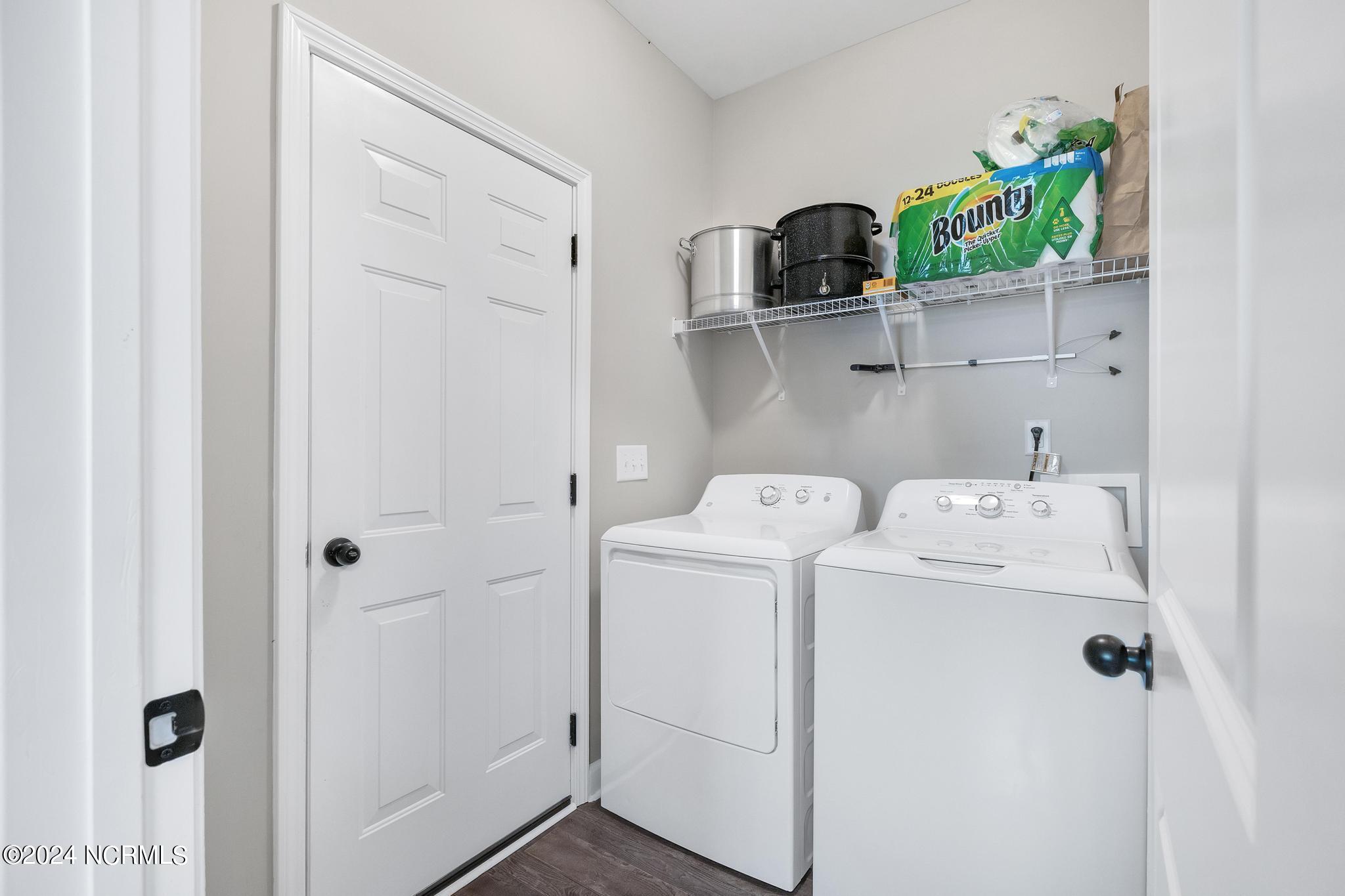 702 Pandion Court