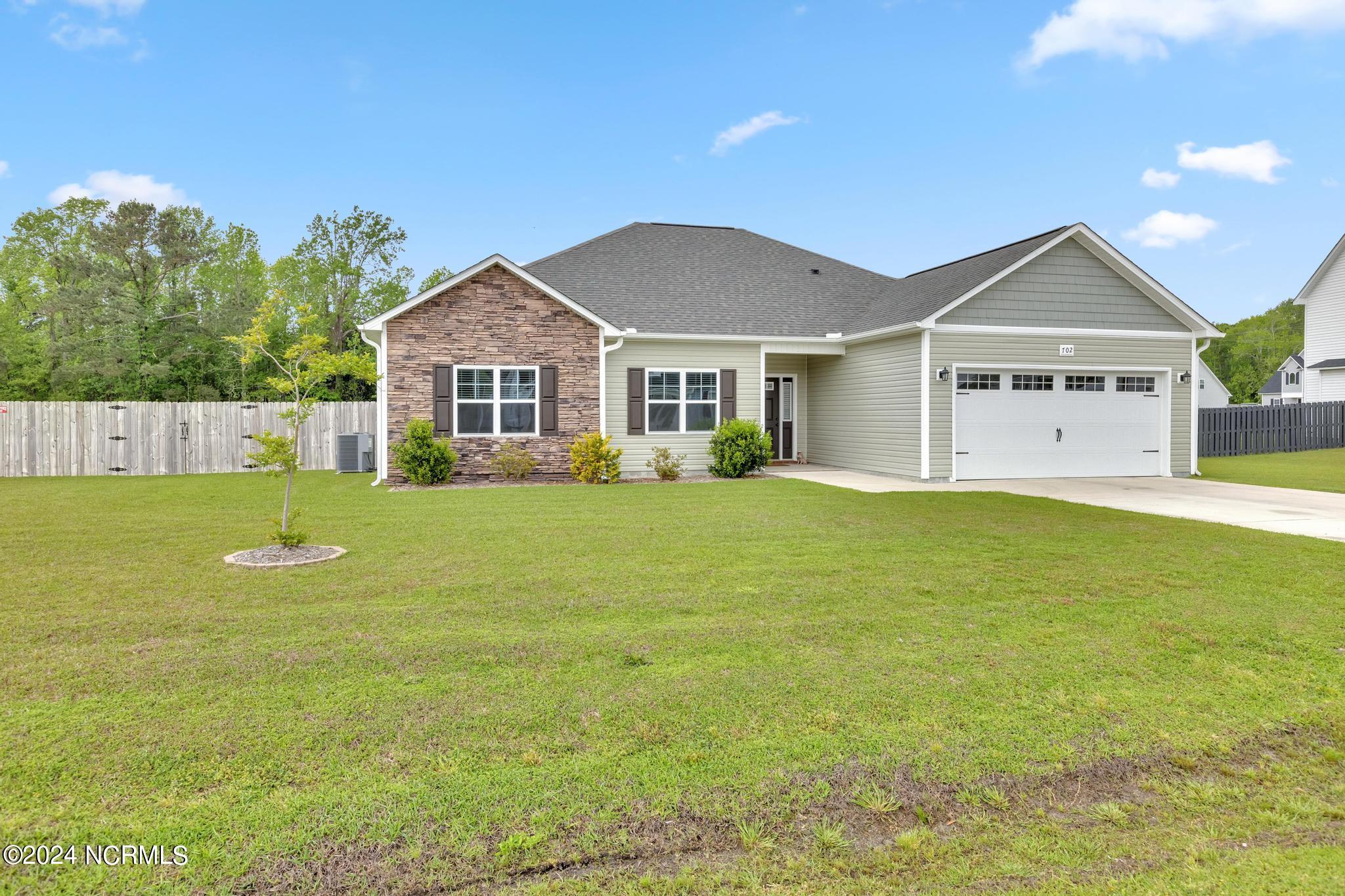 702 Pandion Court