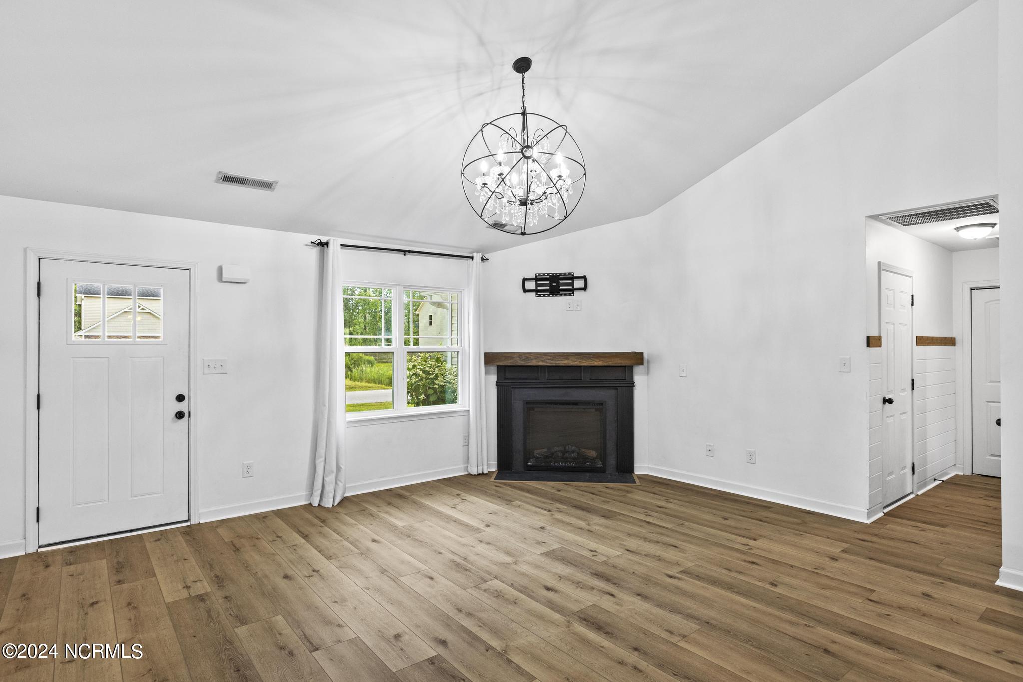 255 Breakwater Drive