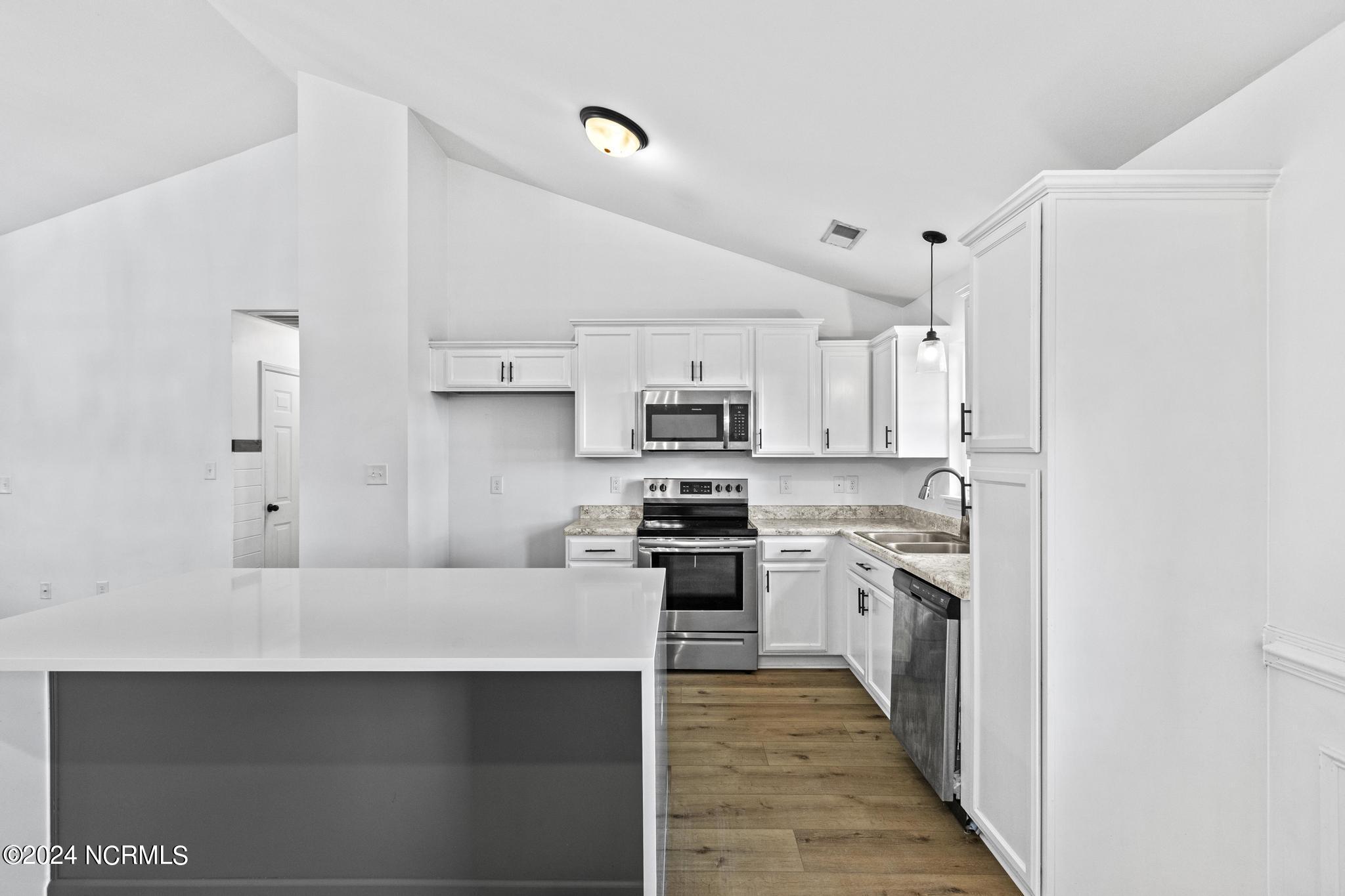 255 Breakwater Drive