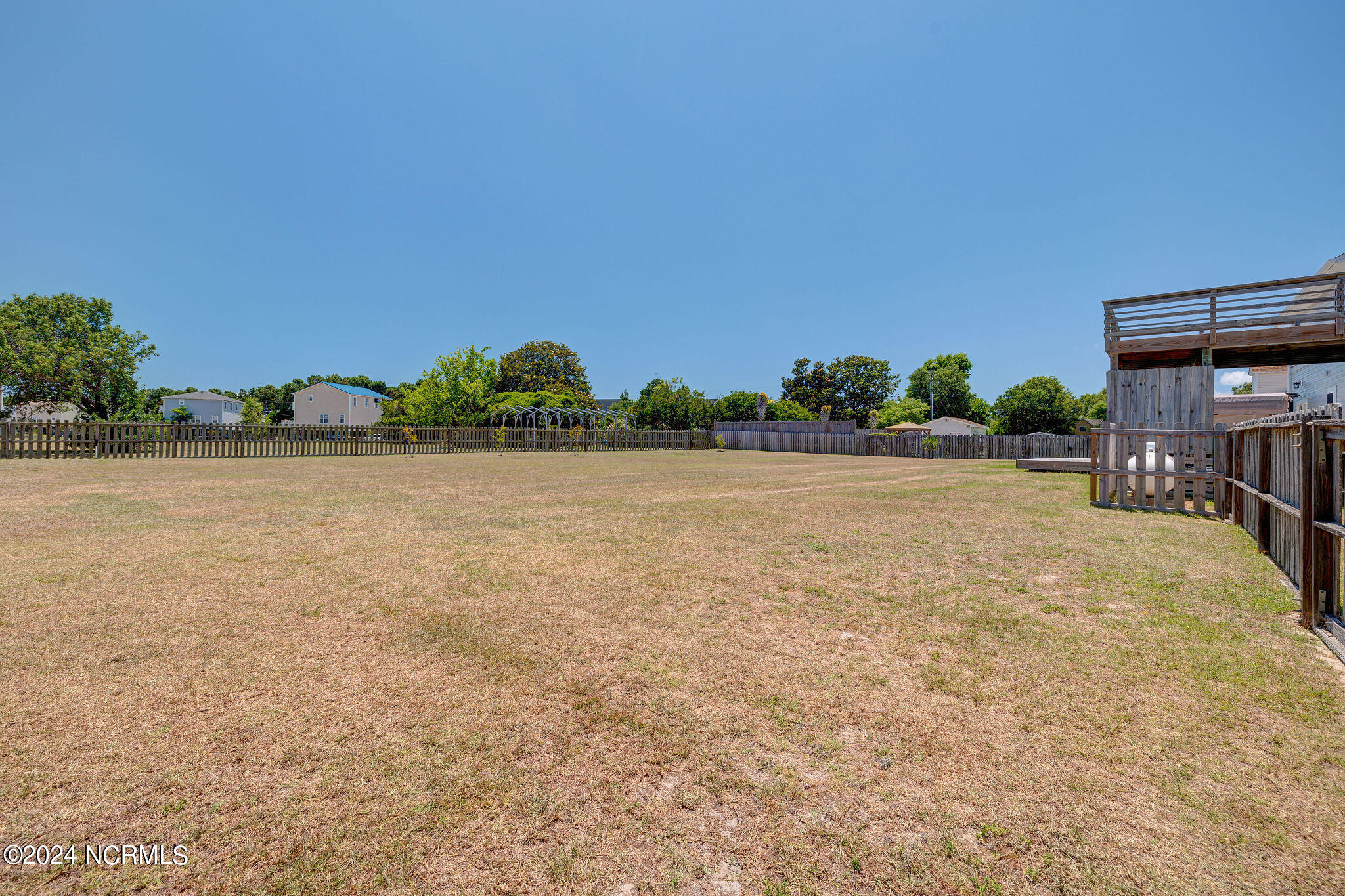 48 E Brenda Lee Drive