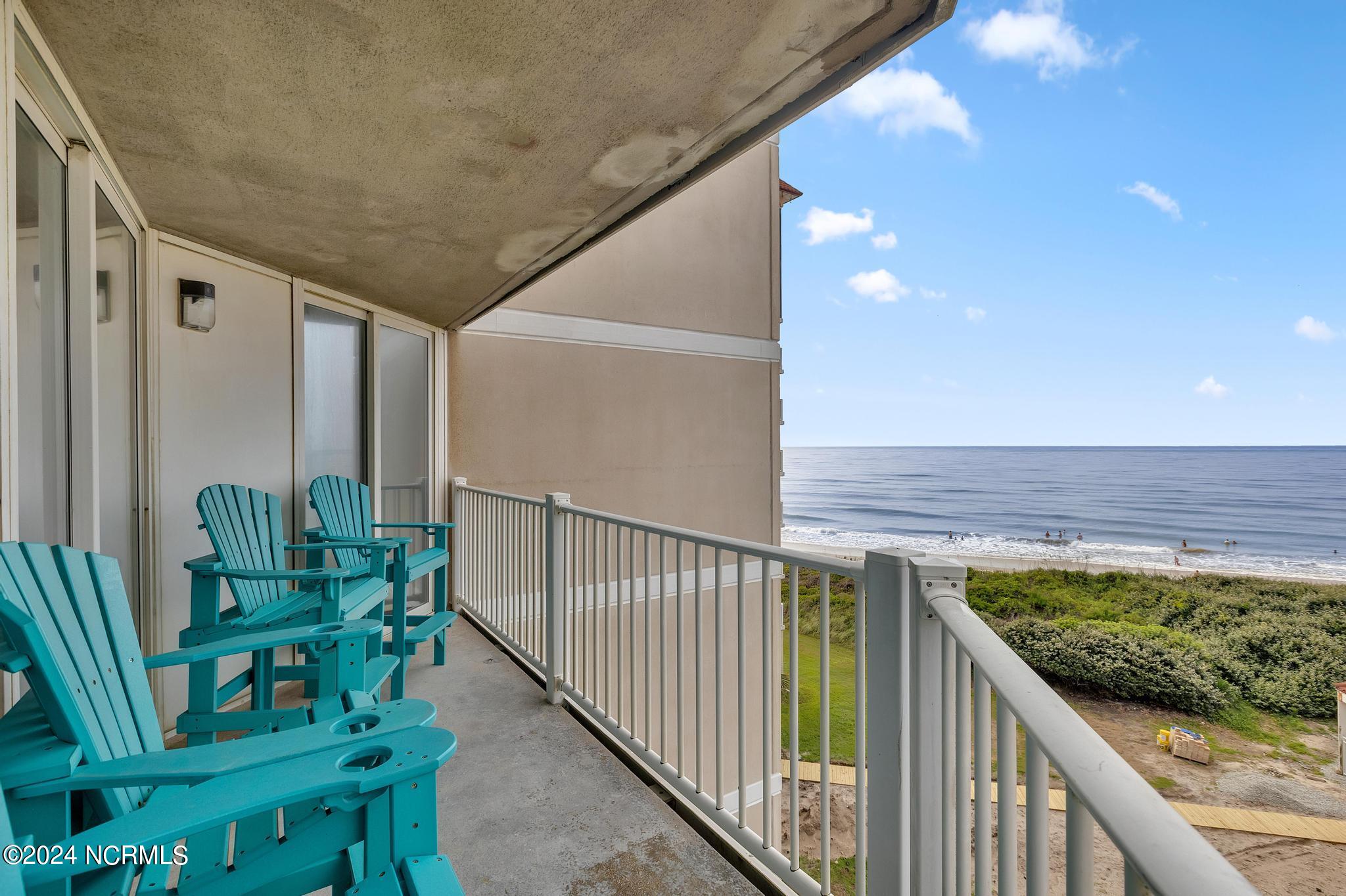 2000 New River Inlet Road, 2404
