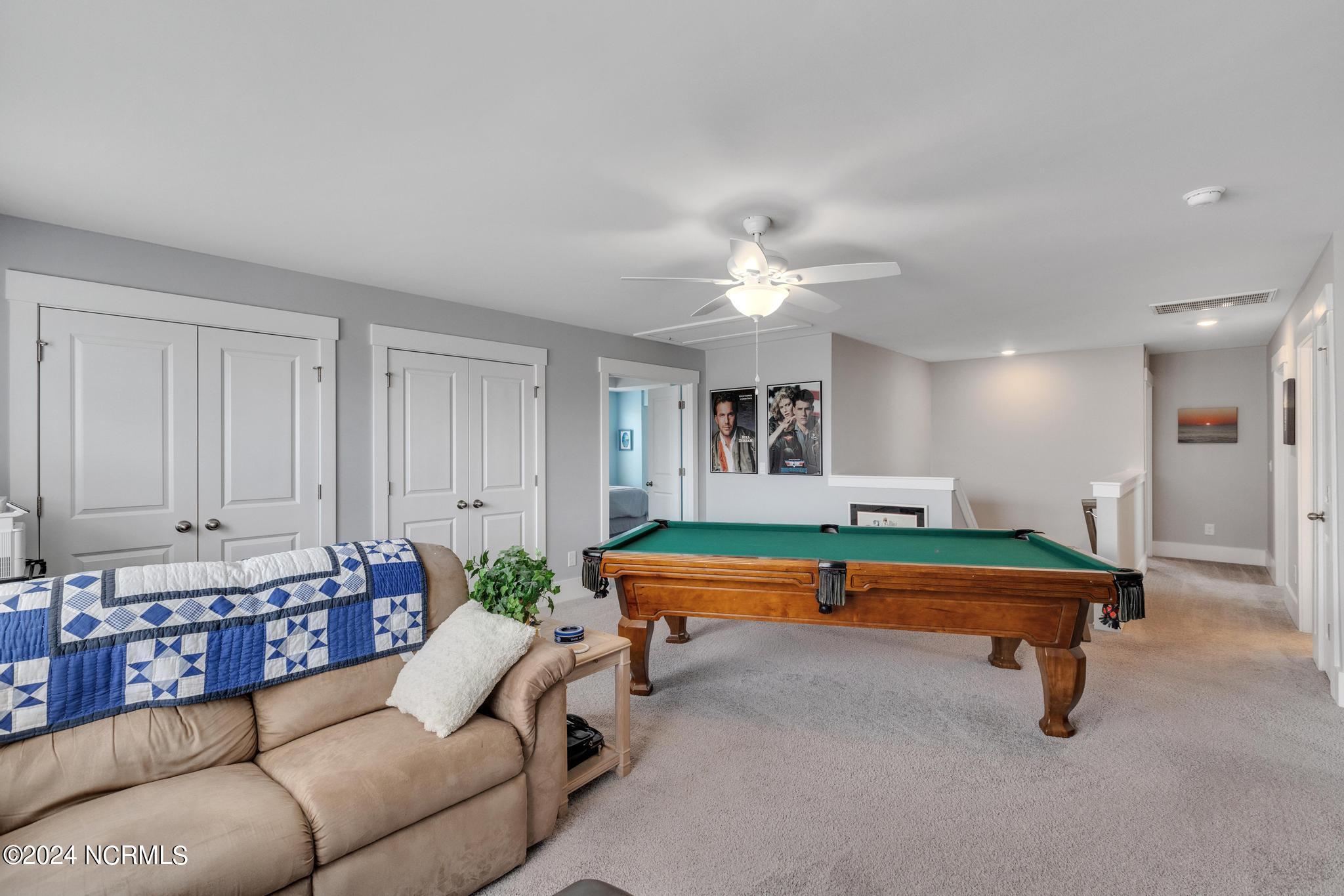 507 Edgewater Way