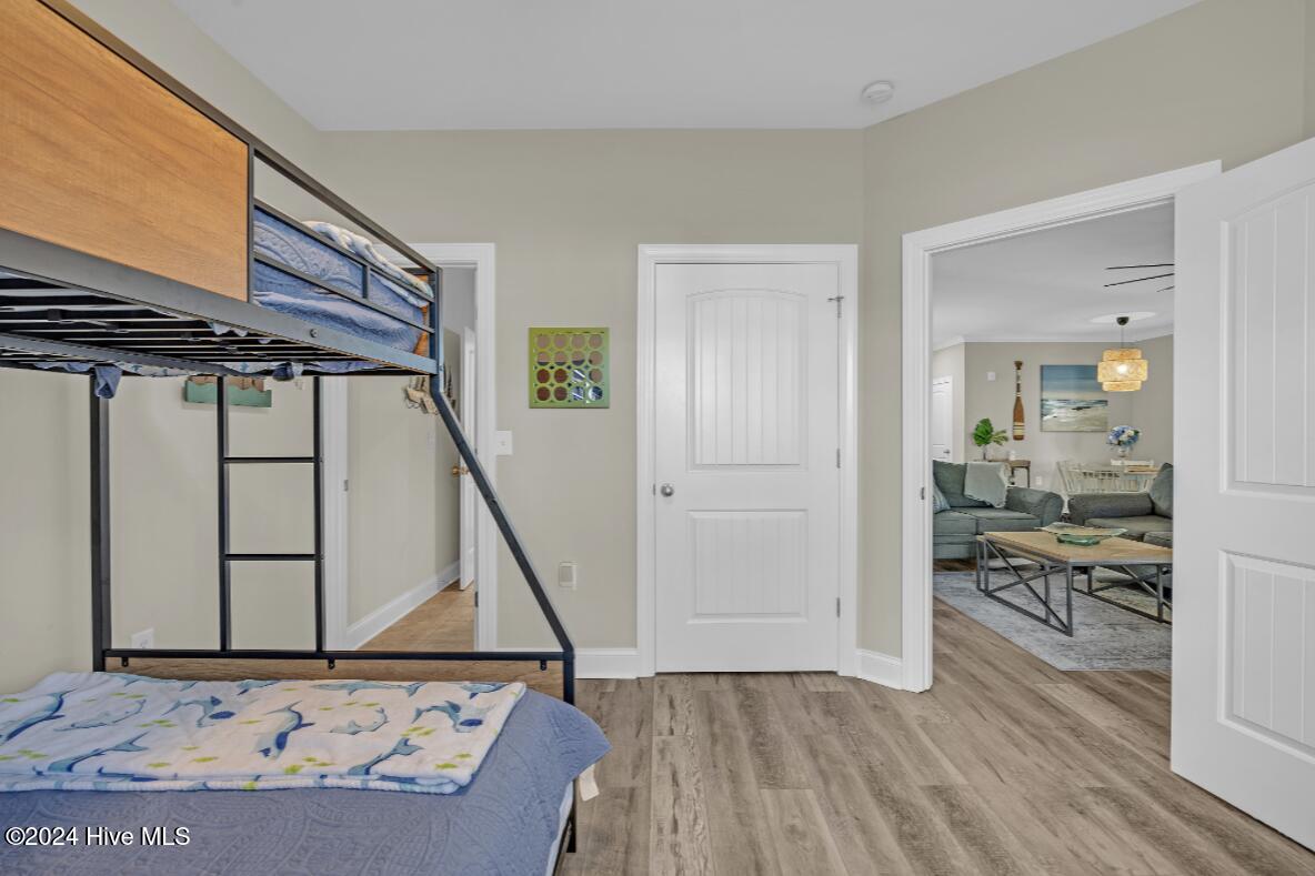 100 Gateway Condos Drive, 115