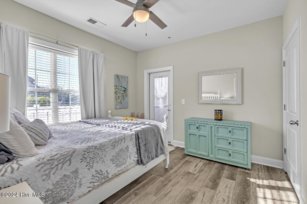 100 Gateway Condos Drive, 115