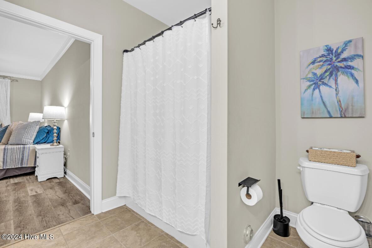 100 Gateway Condos Drive, 115